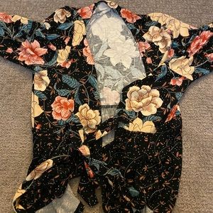 Floral front tie shirt from torrid